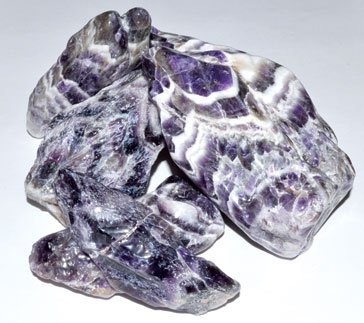 (image for) 5 Kg Amethyst, Cheveron points