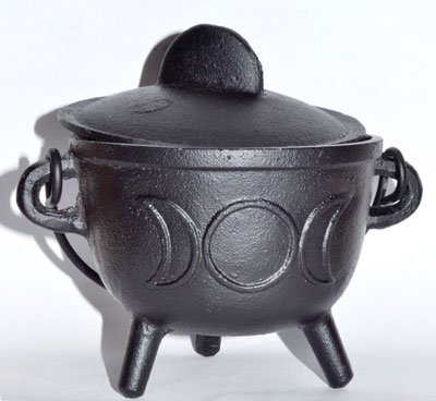 (image for) 5" Cast iron cauldron w/ lid Triple Moon - Click Image to Close