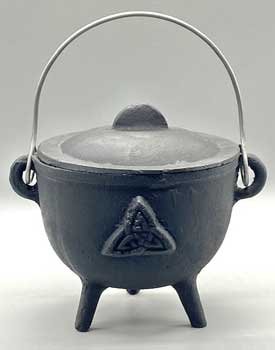 (image for) 4.5" Triquetra cast iron cauldron w/ lid - Click Image to Close